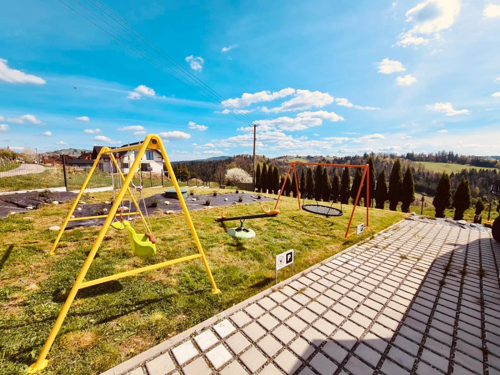 איסטבנה Daj Sobie Czas Apartament מראה חיצוני תמונה